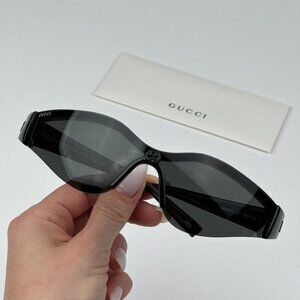 Gucci GG1651S 001 BRAND NEW Sunglasses Black Grey Unisex Mask